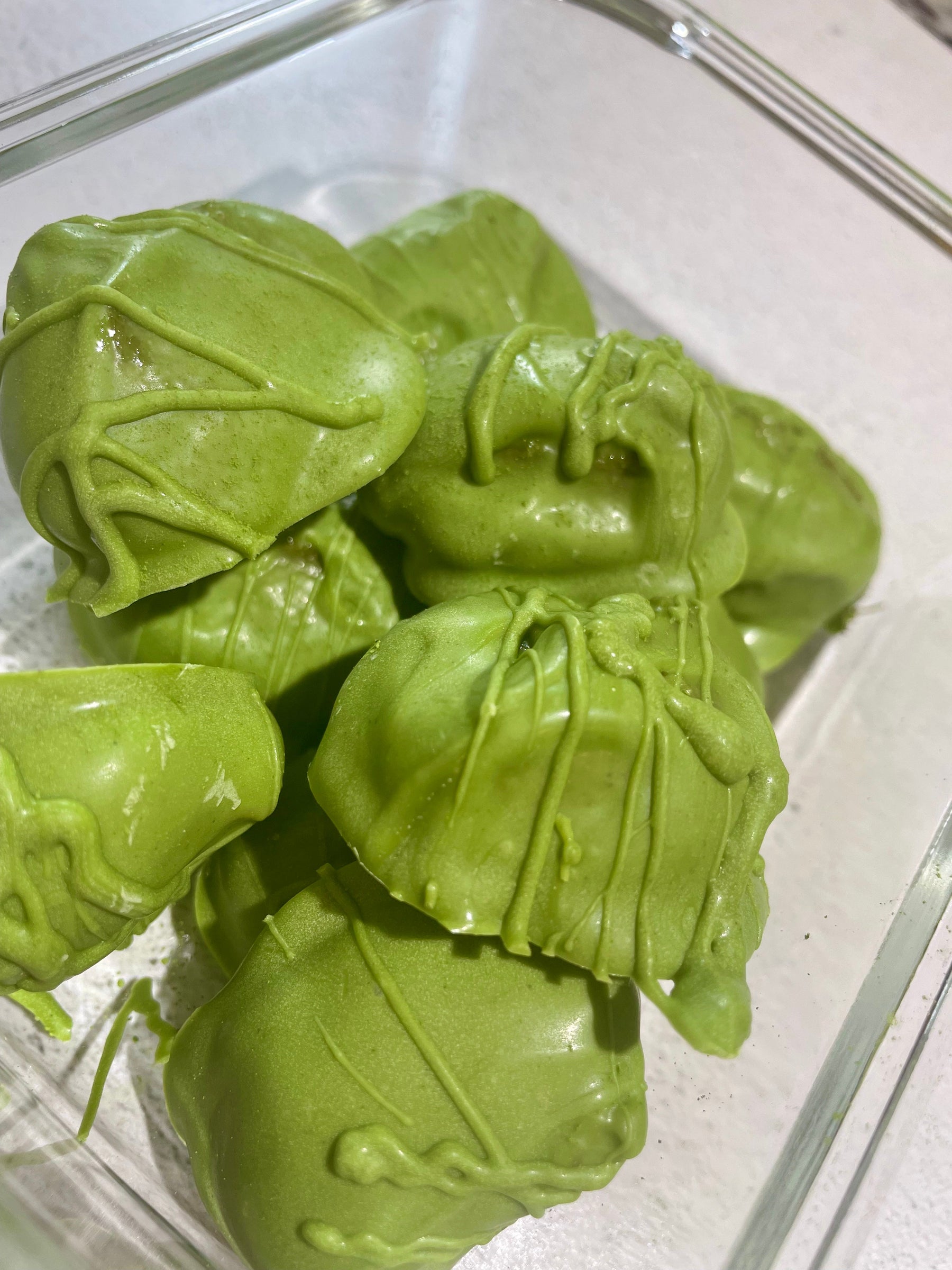 Matcha Manuka Honey Energy Balls