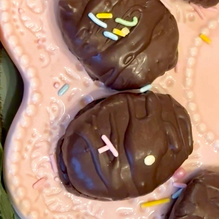 Healthier Chocolate Peanut Butter Easter Eggs with Manuka Honey