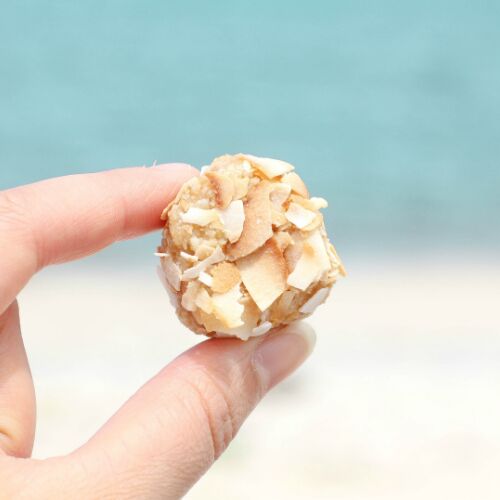 Coconut & Manuka Honey Tropical Bites